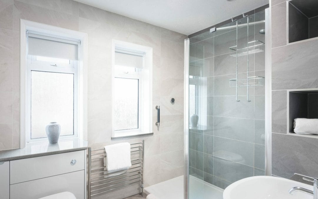 Clean & Elegant Contemporary Bathroom